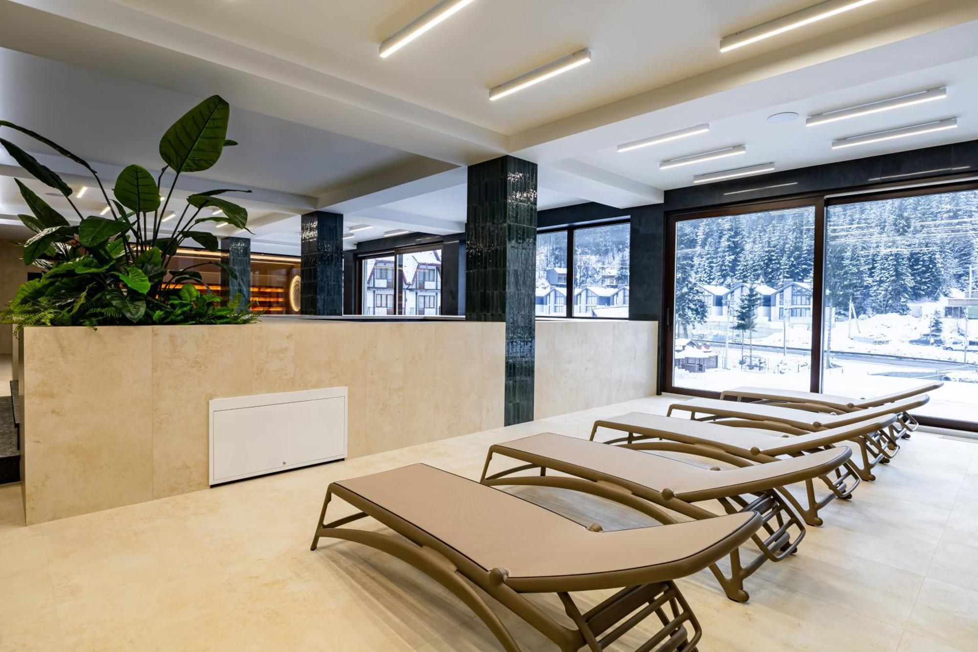 Continental Spa Resort Bukovel Exterior photo